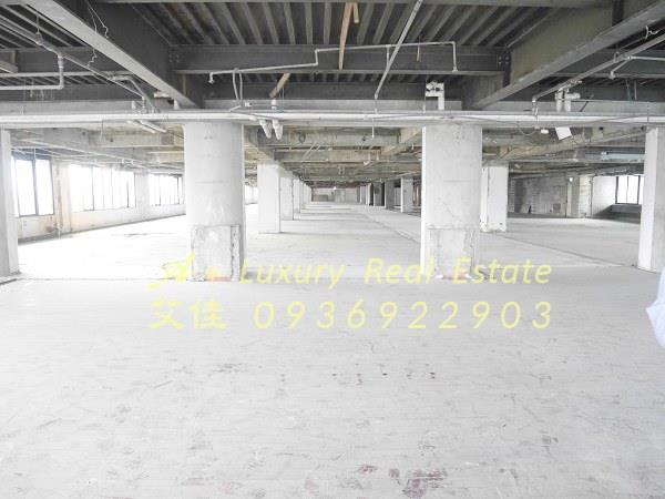 小巨蛋旁採光佳近捷運