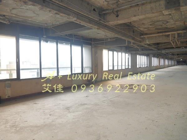 小巨蛋旁採光佳近捷運