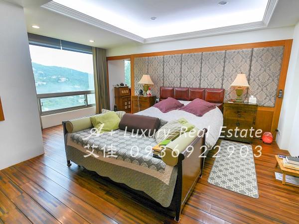 陽明柏園山莊泳池別墅