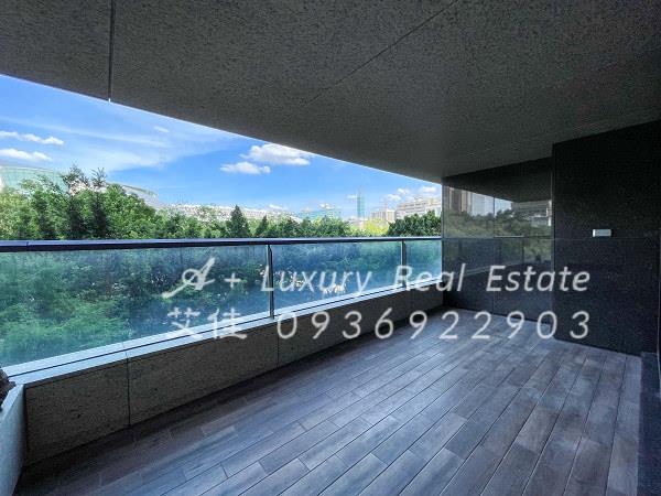 華固名鑄101大陽台