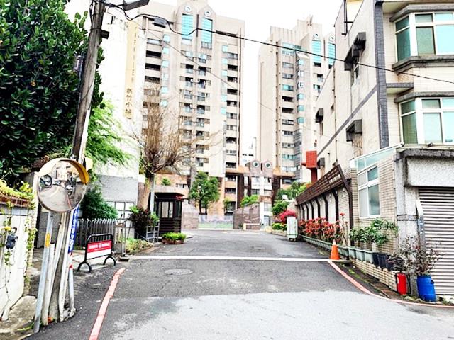 北區法拍大樓-6