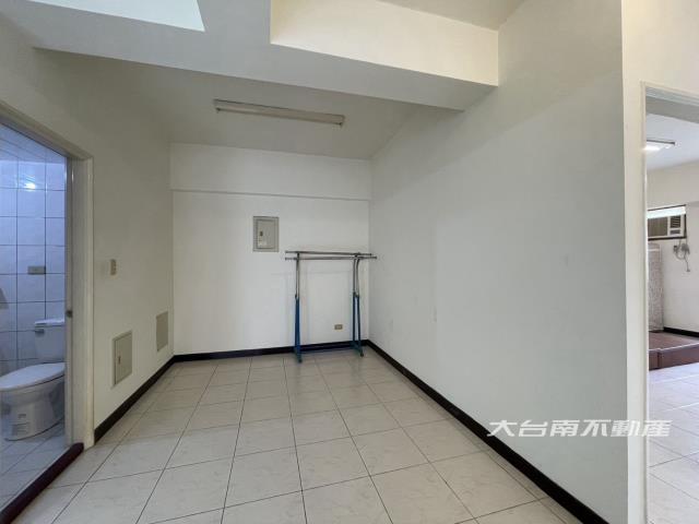 台南新市華廈-3