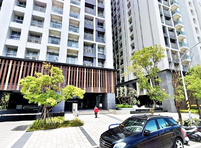 安南區樂活一街水舞川