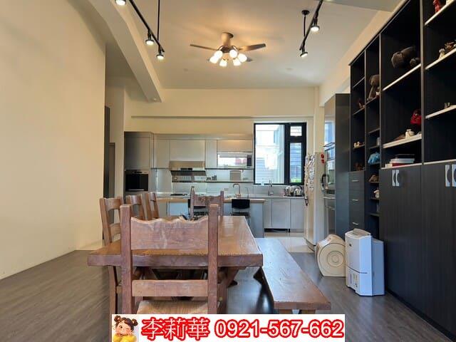 台南東區透天-8