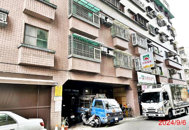 台南佳里法拍大樓-2