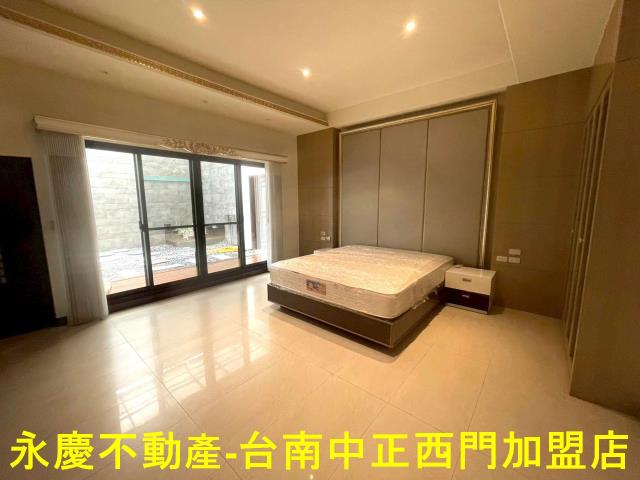 中西區透天-4