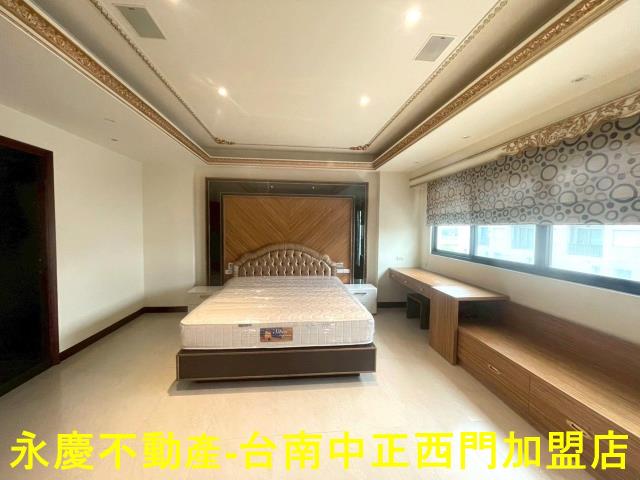 中西區透天-8