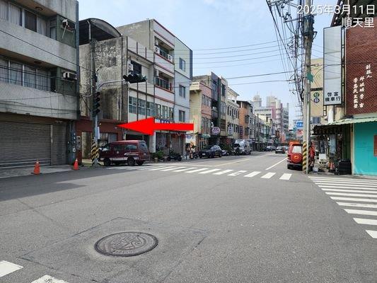台中大甲透天法拍-4