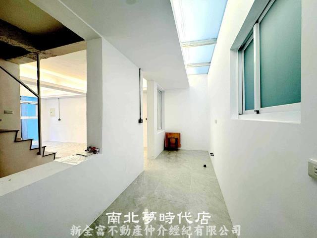 台南東區透天-11