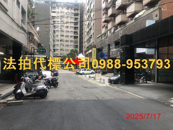 西屯拍賣大樓-5