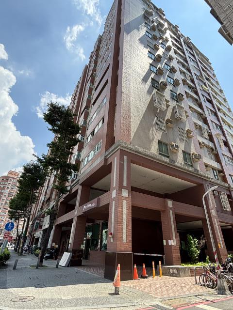 高雄大樓法拍-1