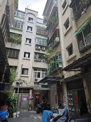 新北新莊公寓法拍-2