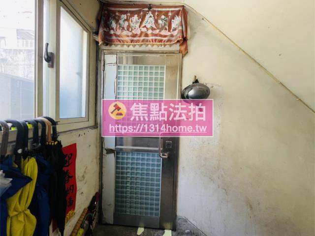 三重公寓法拍-8