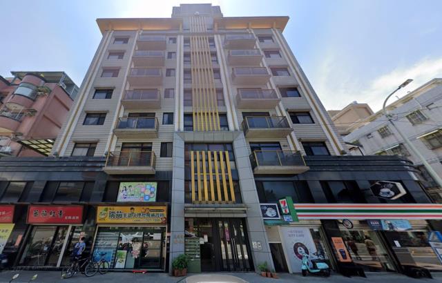 桃園龜山華廈法拍-1