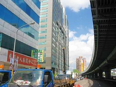 新北大樓法拍-3