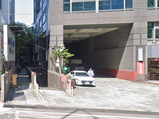 新北大樓法拍-8