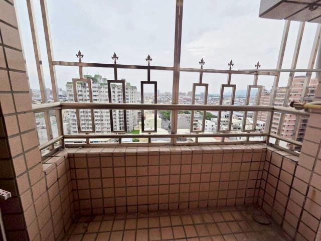 高雄岡山大樓-13