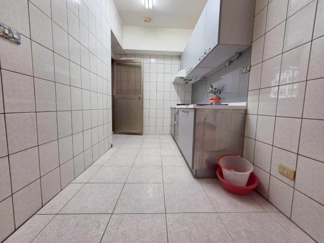 高雄岡山大樓-9