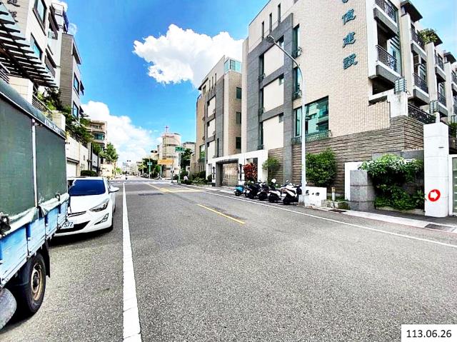 台南東區裕農三街別墅