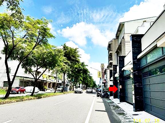 台南法拍透天-2