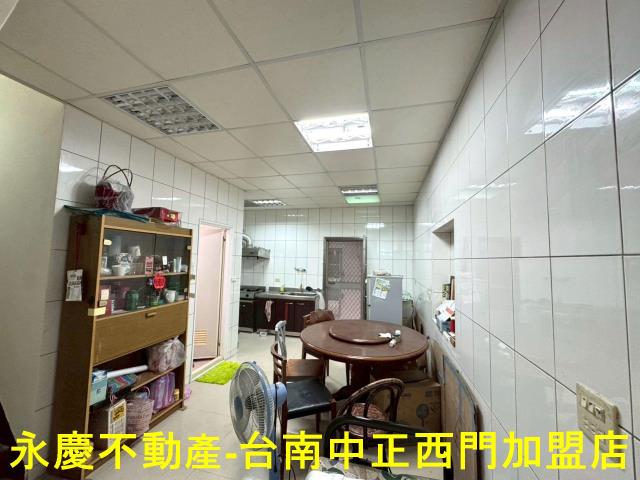 台南南區透天-12