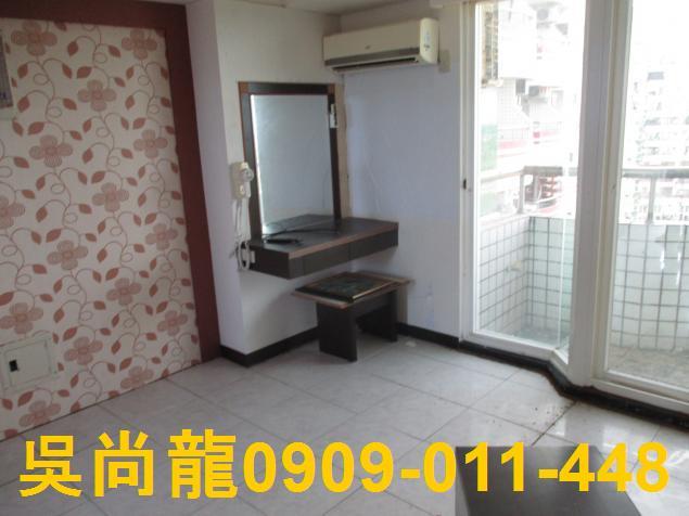 五結拍賣大樓-12