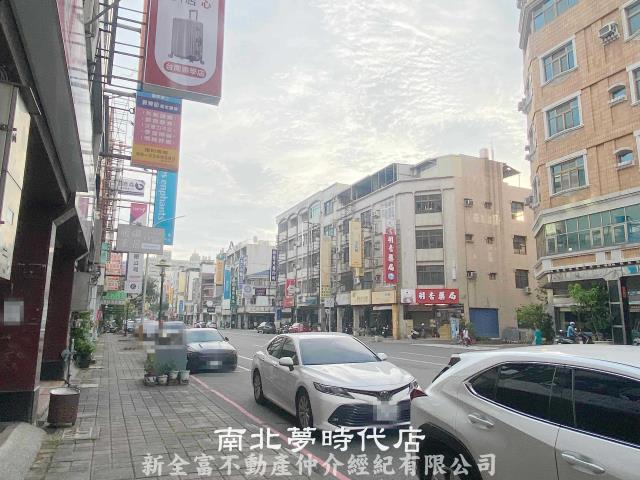 台南東區透天-10