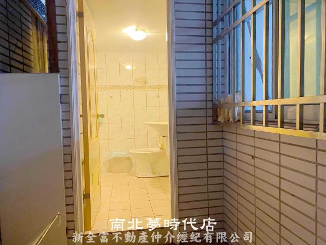 台南東區透天-8