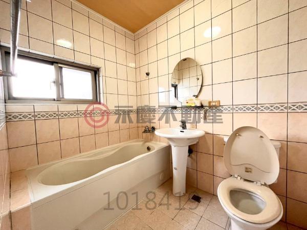 新竹東區透天-11