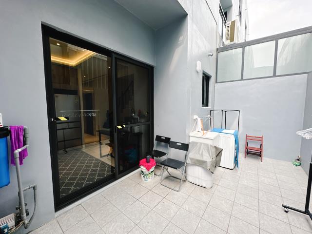 台中龍井｜富貴龍田