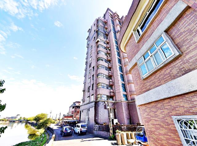 五結鄉利澤西路套房