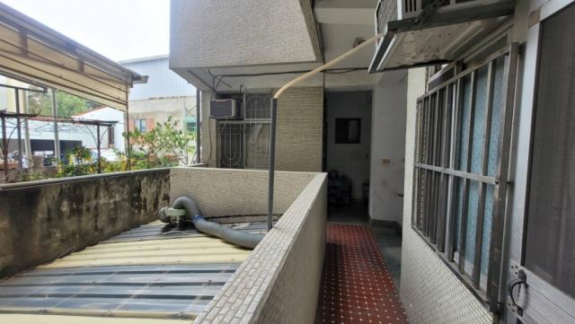 台南東區透天-13