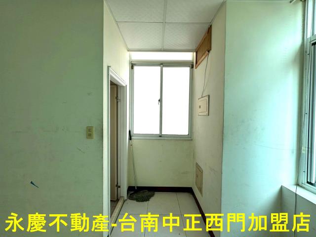 台南南區透天-11