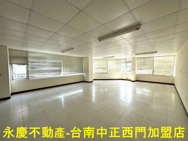 台南南區透天-10