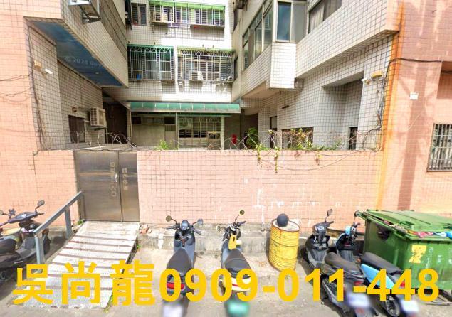 台中南屯法拍大樓-4