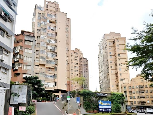 新北淡水法拍大樓-1