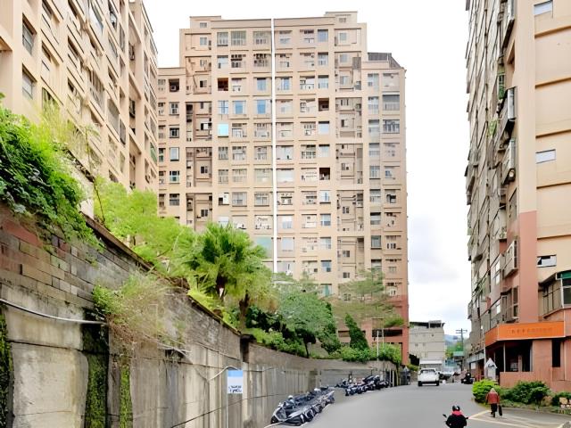 新北淡水法拍大樓-4