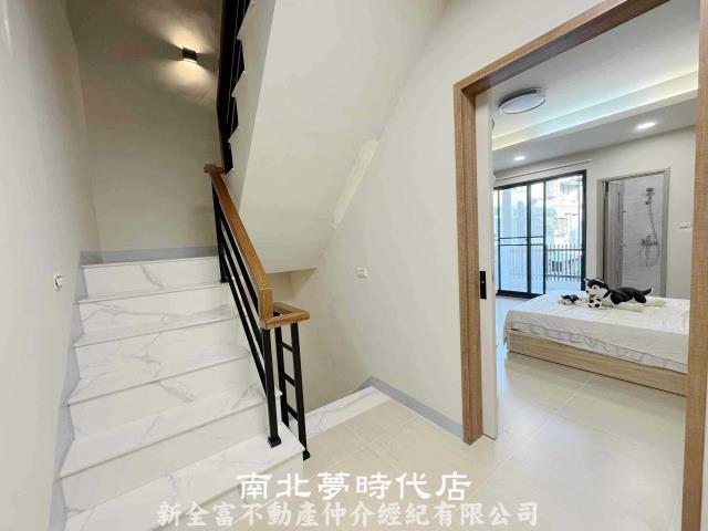南區透天-8
