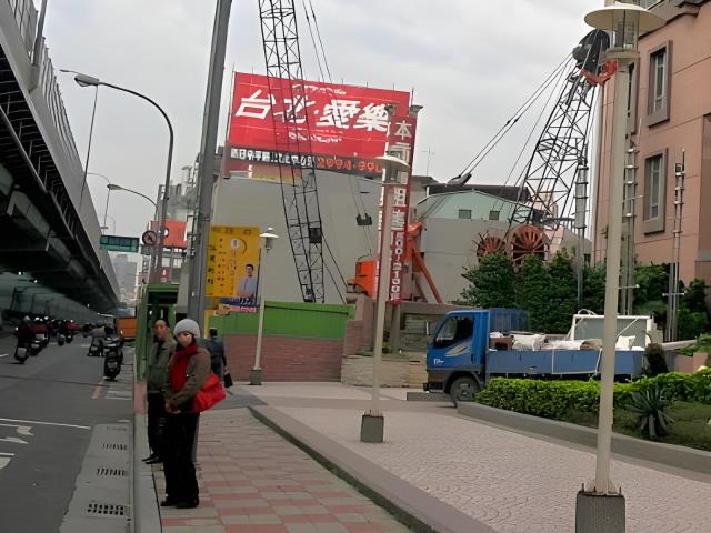 新北中和大樓法拍-6