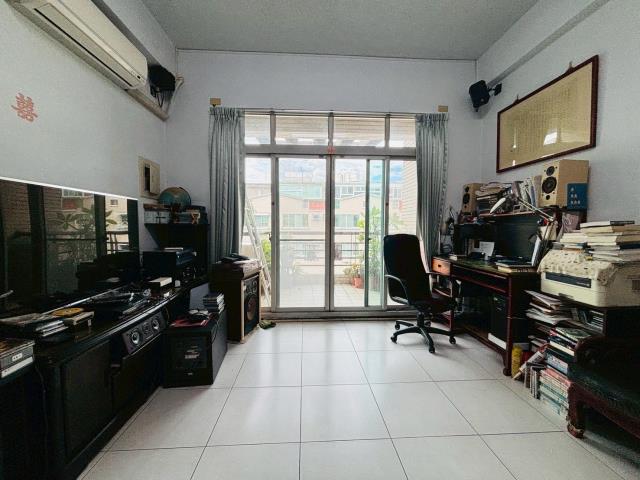 台南東區透天-12