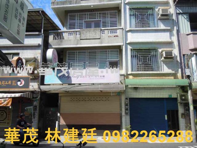 東區拍賣透天-6