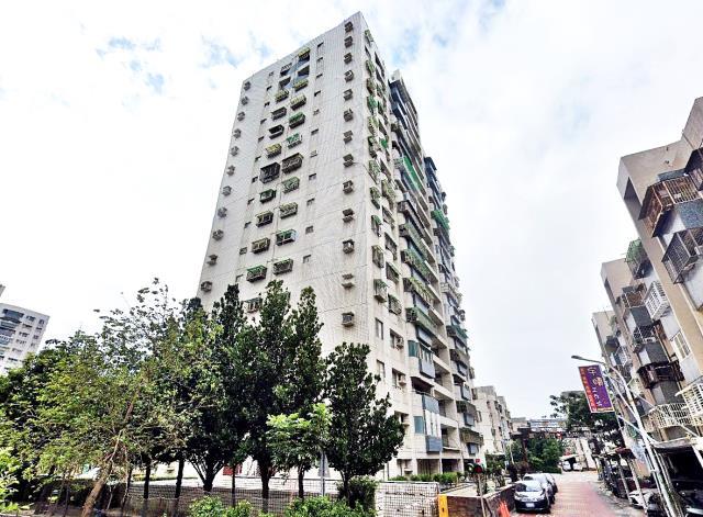 南區新建路鈺宸大樓