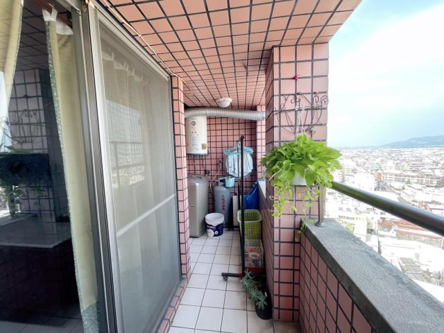 高雄岡山大樓-10