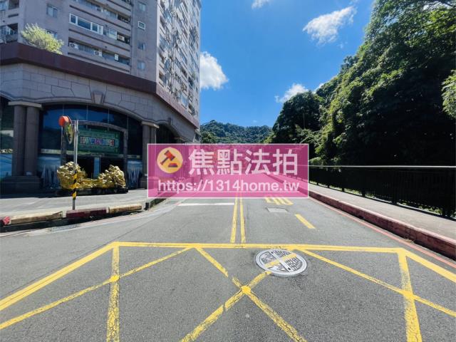 信義區大樓法拍-12