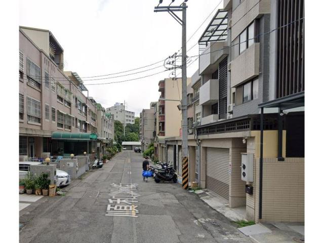 西屯法拍透天-3