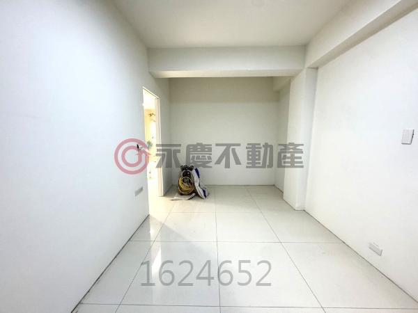 台南東區公寓-11