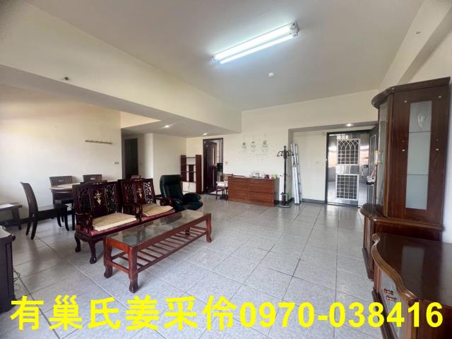 嘉義西區大樓-1