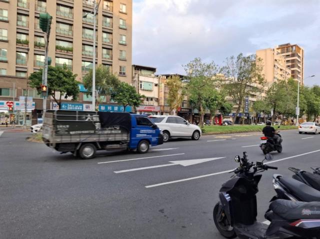 台北士林店面-6