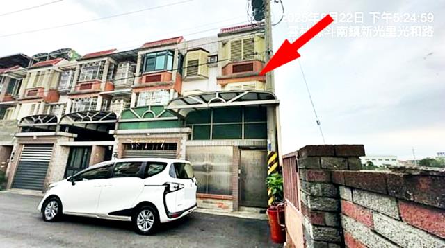 斗南鎮正福路車庫透天