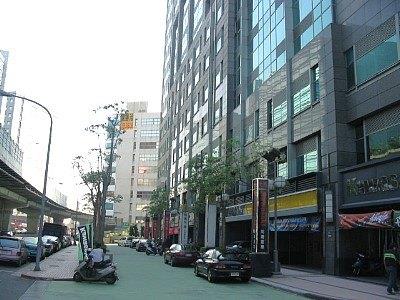 新北中和大樓拍賣-5